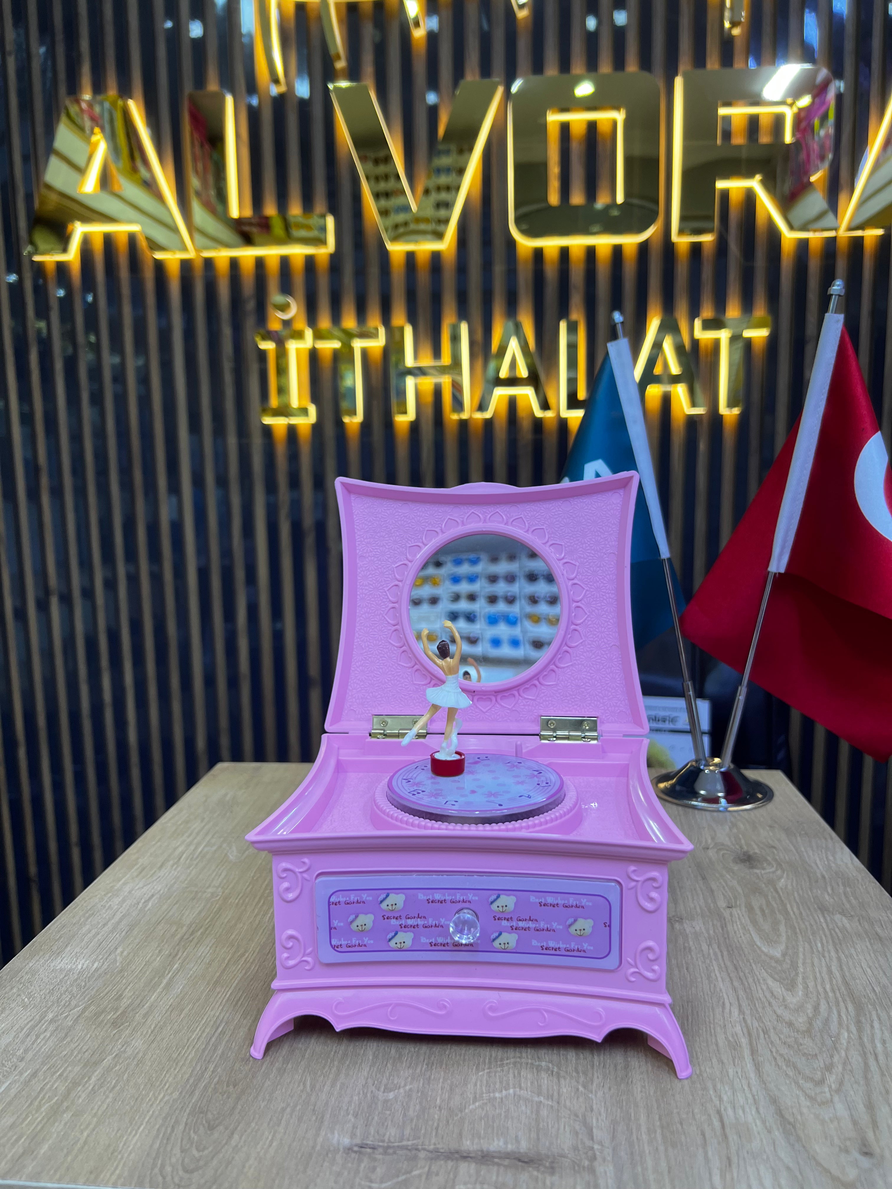 SANDIK BALERİN KIZ *45 ALV - 123