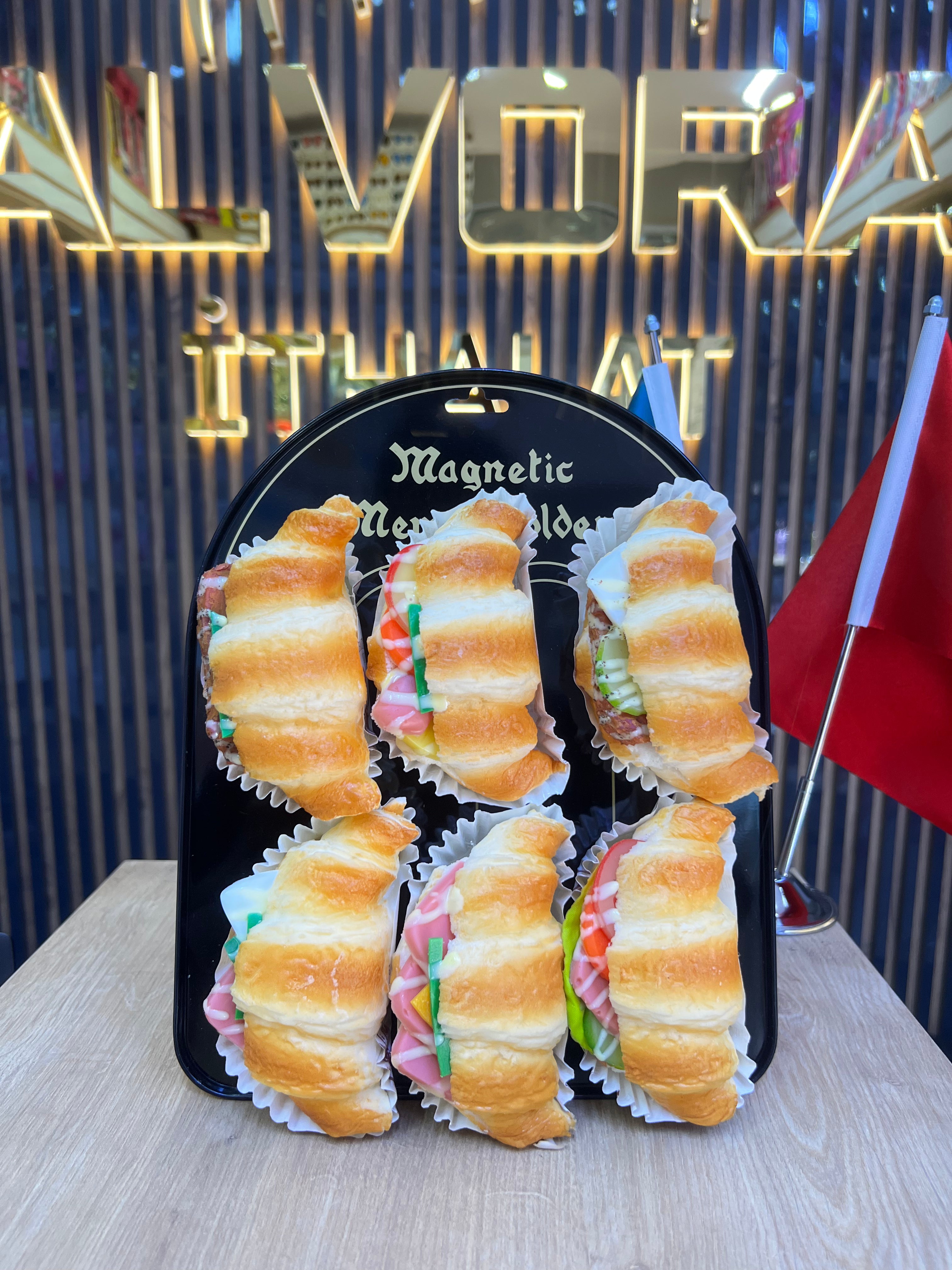 MAGNET SQUİSHY *300 ALV - 070