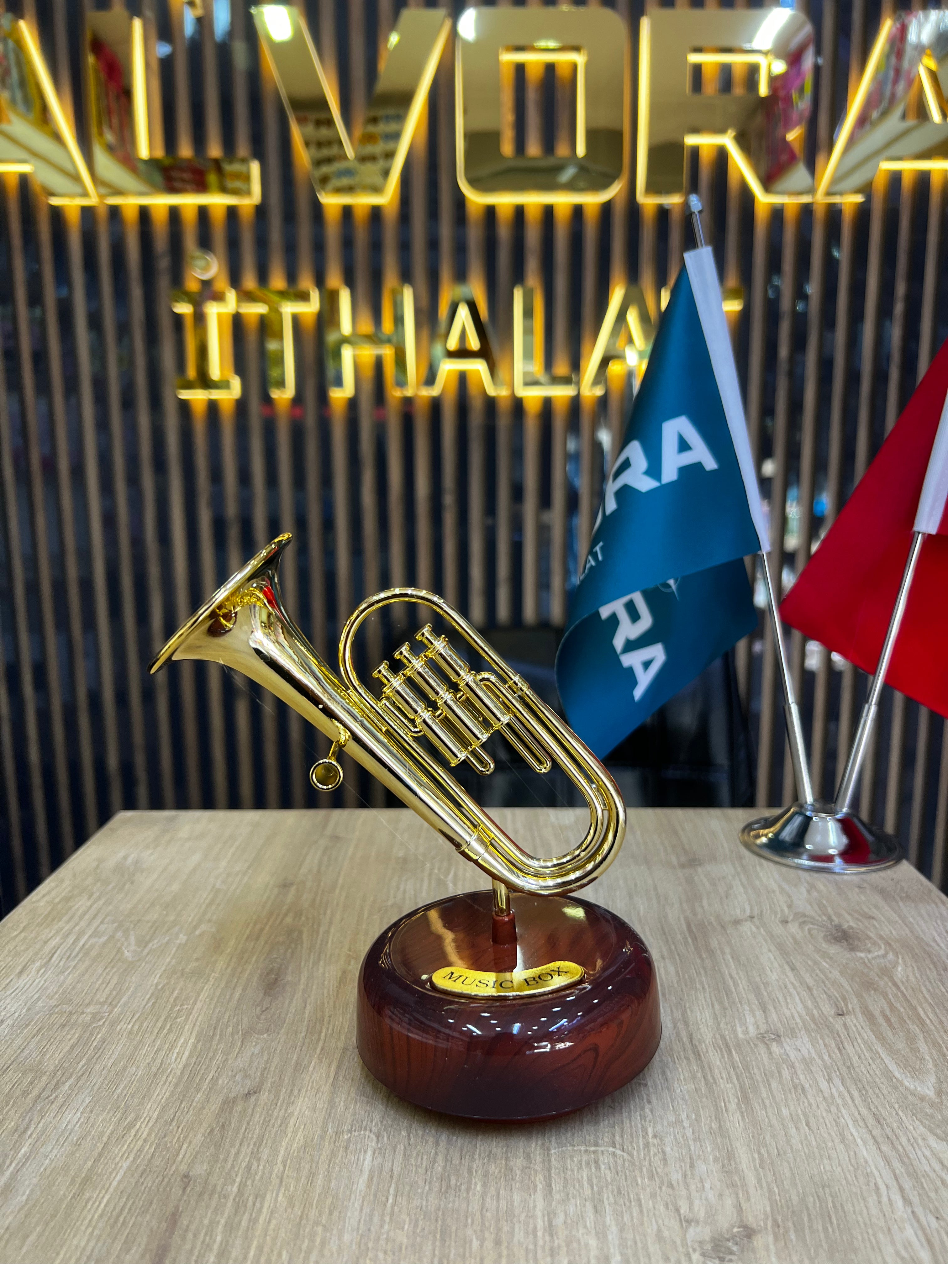 SAKSAFON MÜZİK KUTUSU *72 ALV - 004