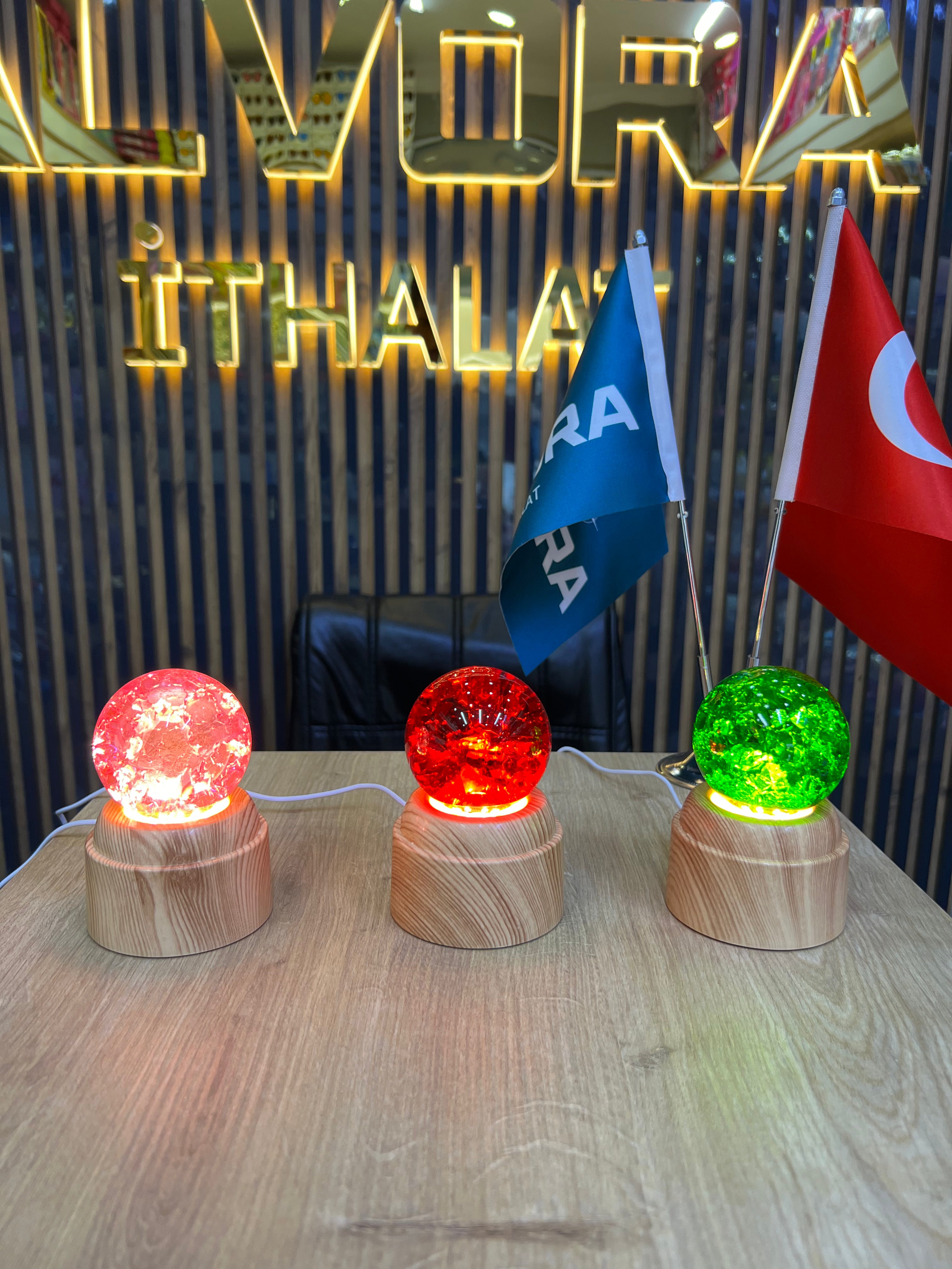 GEZEGEN MANYETİK IŞIKLI KÜRE * ALV - 078