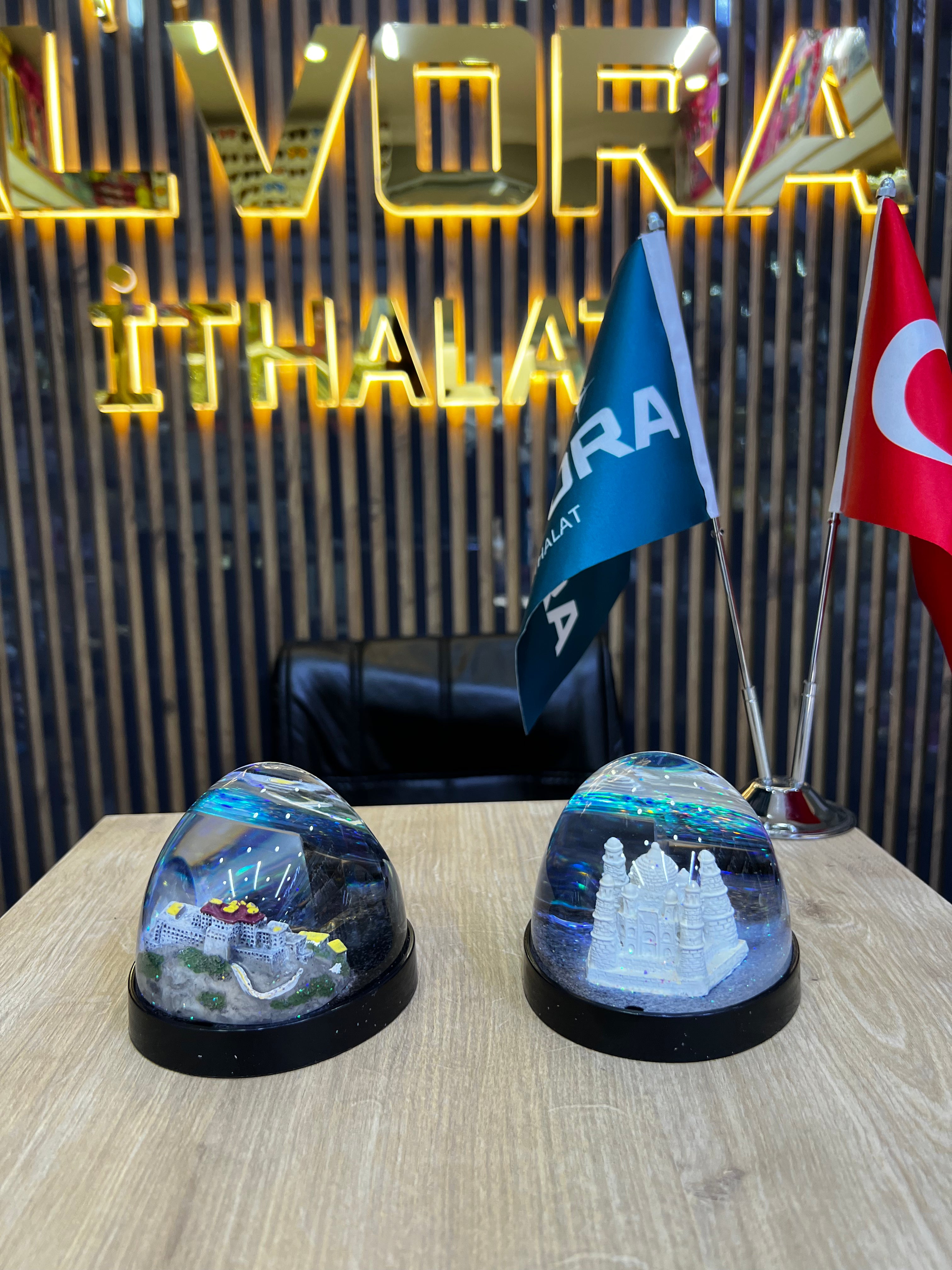 ŞATO YARIM KÜRE DEKORATİF SULU MODEL *60 ALV - 048